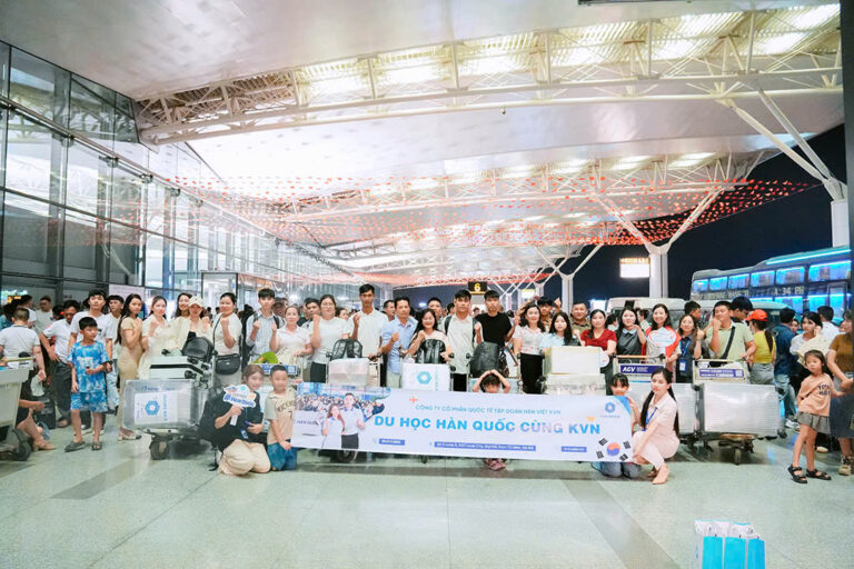 Du học sinh xuất cảnh thành công tại Du học Hàn Quốc KVN